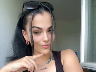 Pauline_2005 video