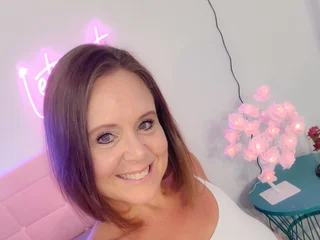 CourtneyLynn webcam livesex profile in straight cams