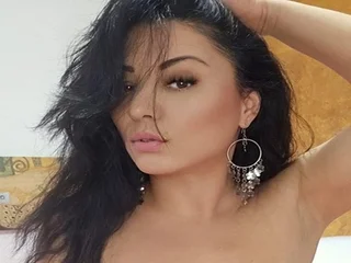 FoxyKara Black Hair webcam from Romania