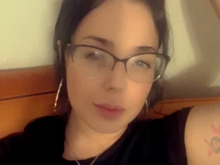 Lunalunatixxx Latina webcam from United States