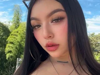 SaraaBlossom webcam livesex profile